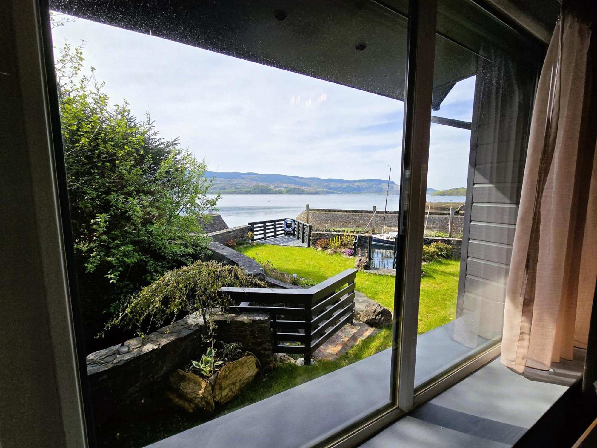 Melfort Pier & Harbour Resort Kilmelfort Szoba fotó